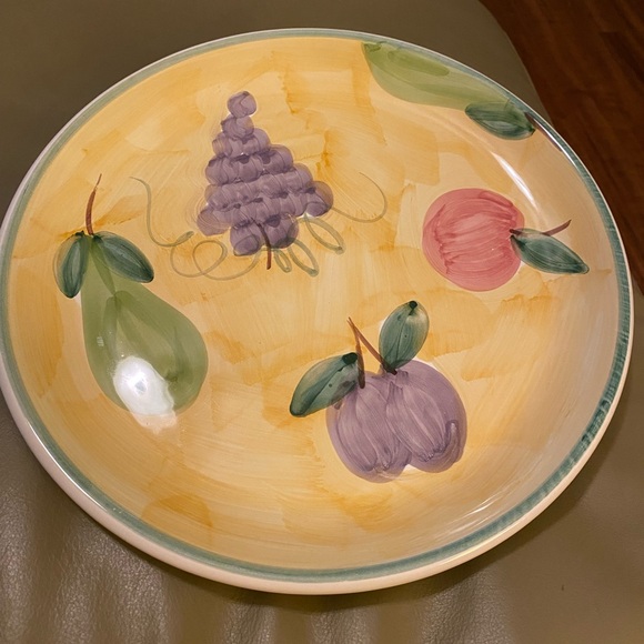 Frutta by CALECA, an Italian company. This is a chop plate of 11.25 inches round - Picture 14 of 16